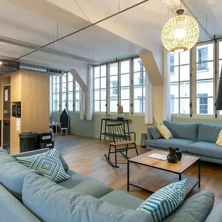 Spacious Industrial-style Loft Apartment